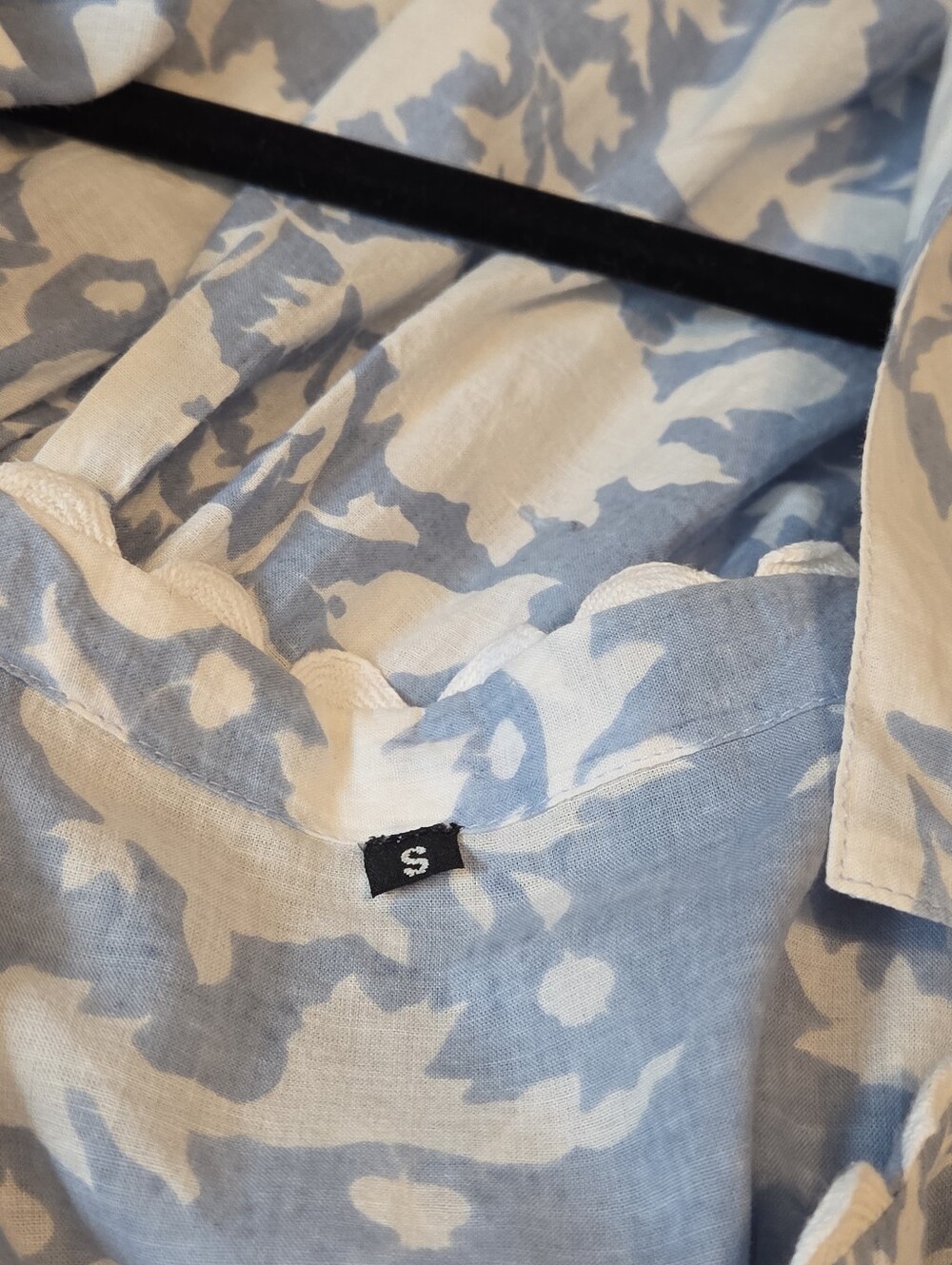 Blue And White Floral Tie Shoulder Cotton Dress - Picture 12 of 14